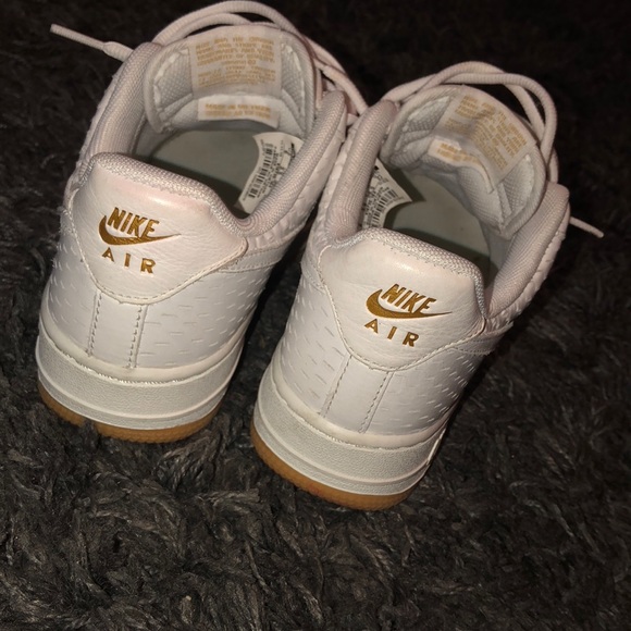 white air force ones bubble gum sole